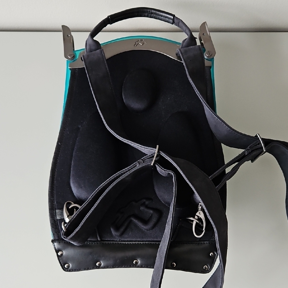 Boblbee Scorpia Exo Hard Shell Backpack - Picture 7 of 11